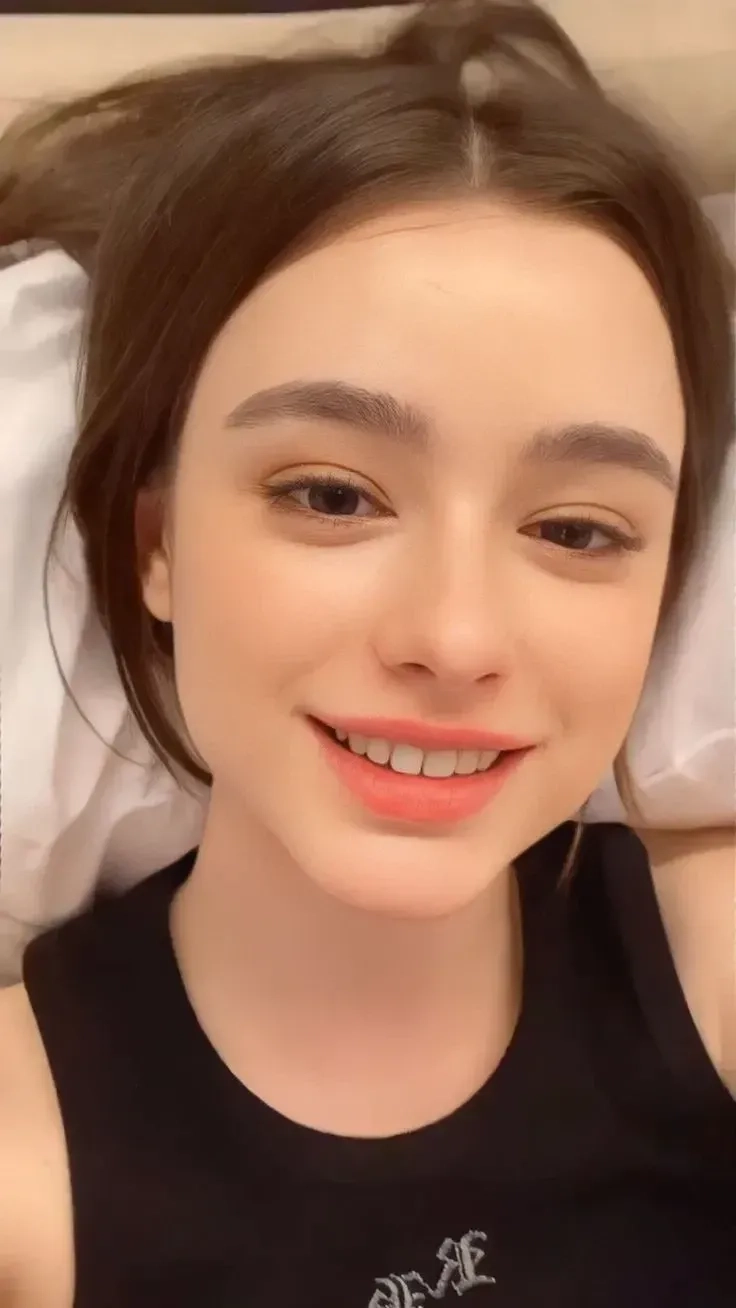 Ảnh diễn viên nữ Mỹ trong phim lãng mạn mang nét đẹp nhẹ nhàng tinh tế