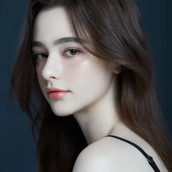 Hình nền gái Tây mùa hè mang lại cảm giác tươi mới và rực rỡ