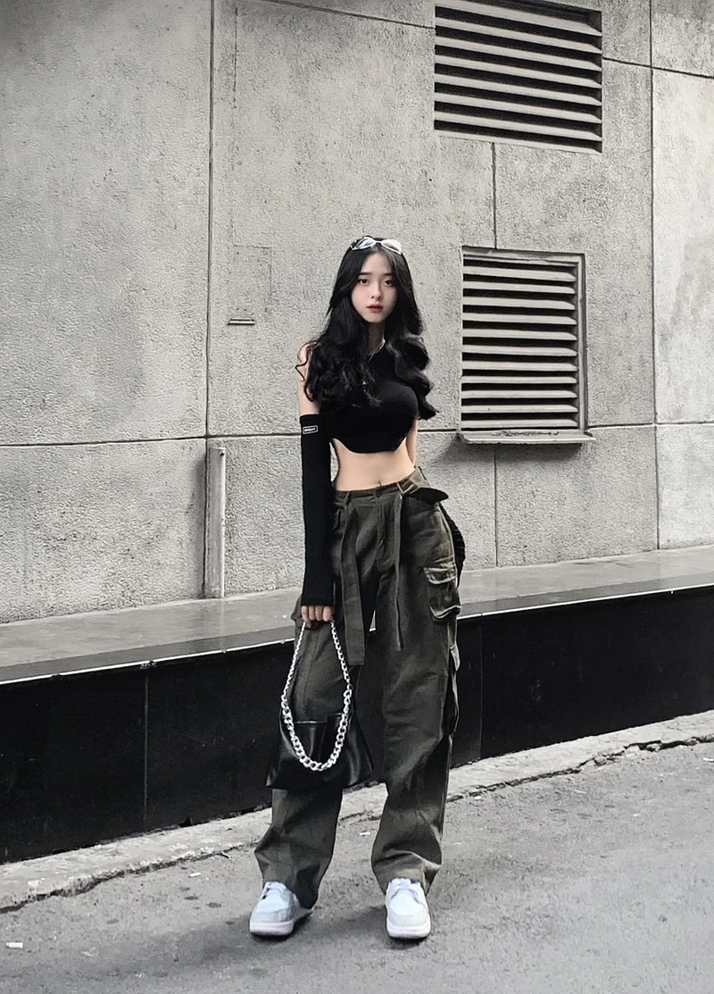 Gái đẹp xinh, nổi bật với vẻ đẹp dịu dàng và thu hút ánh nhìn